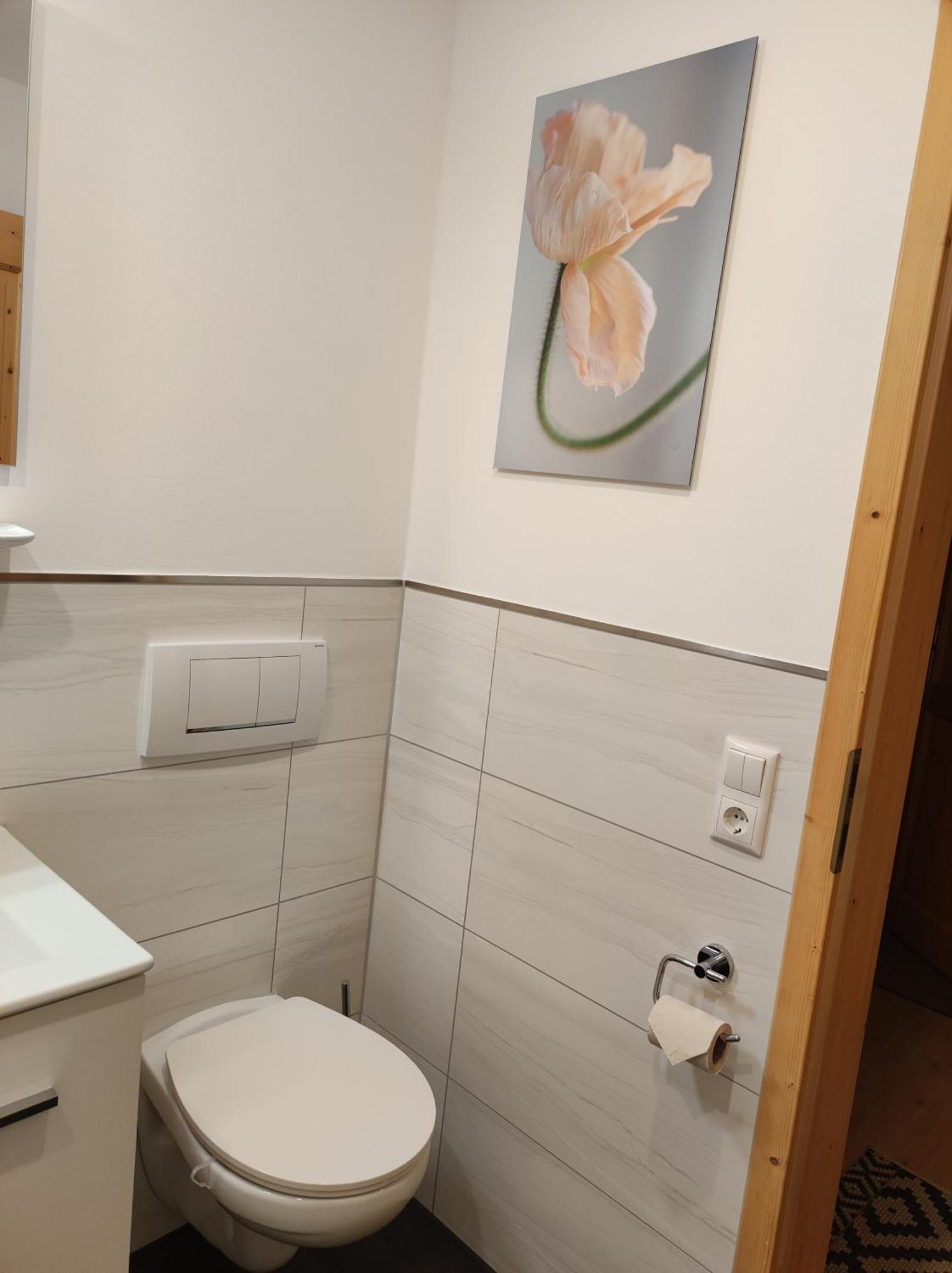 Ferienwohnung Katrin Spindler イルメナウ 部屋 写真